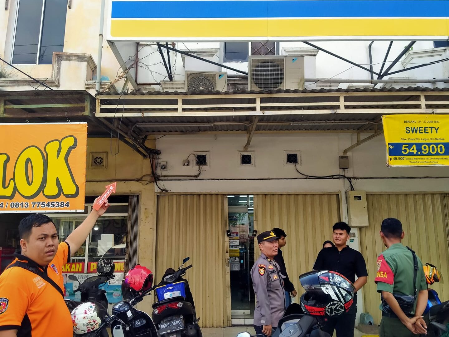 Indomaret Perintis Kemerdekaan: Solusi Belanja Harian di Jantung Cilacap